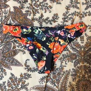 Cupshe bathing suit bottoms
